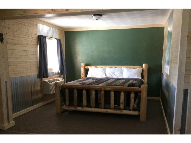 Big Horse Inn And Suites Lewistown Room photo